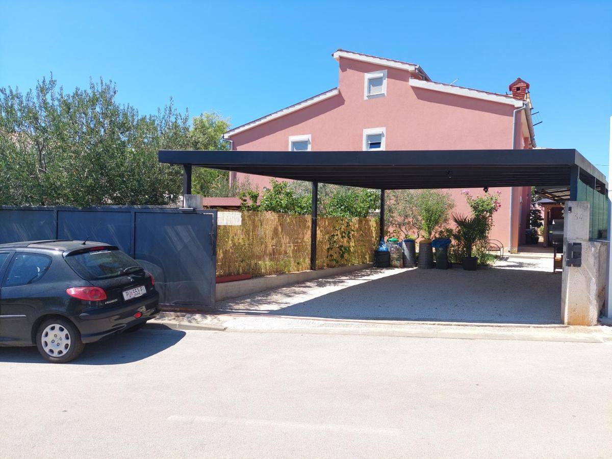 Apartments Babic Fazana Exterior photo