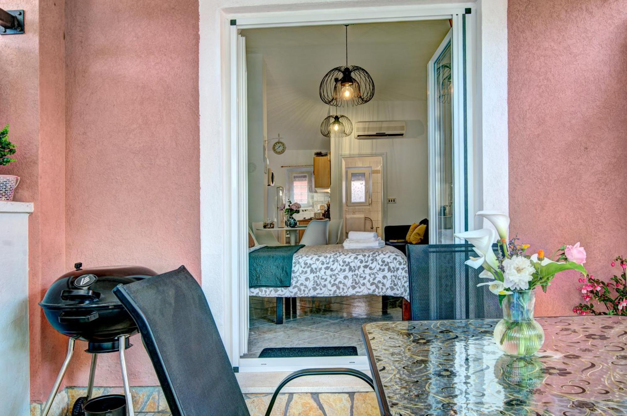 Apartments Babic Fazana Exterior photo
