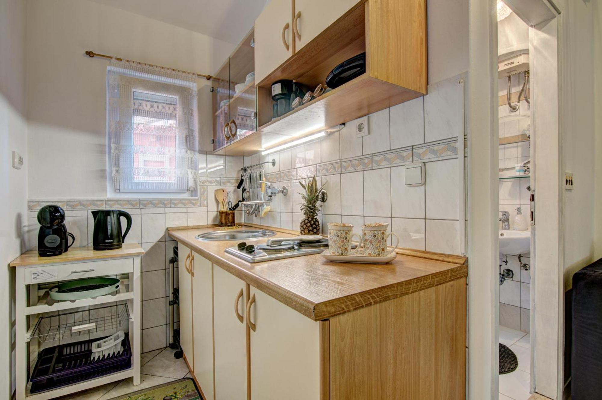 Apartments Babic Fazana Exterior photo