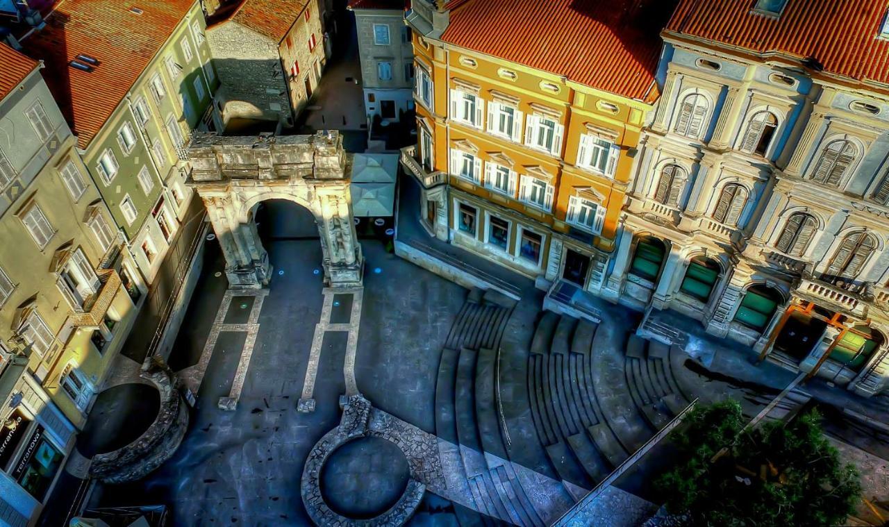 Apartments Babic Fazana Exterior photo